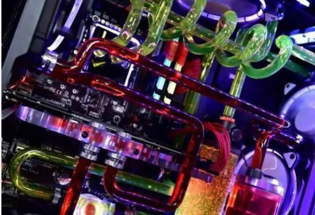 液冷與水冷的區別和液冷服務器PCBA電路板清洗介紹